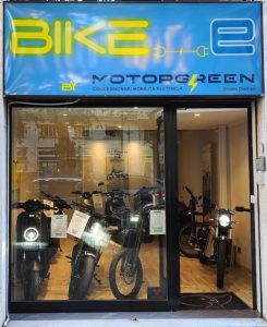 Negozio Via Cecchi 44 R Genova